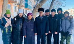 Қарттарға қуаныш сыйлады